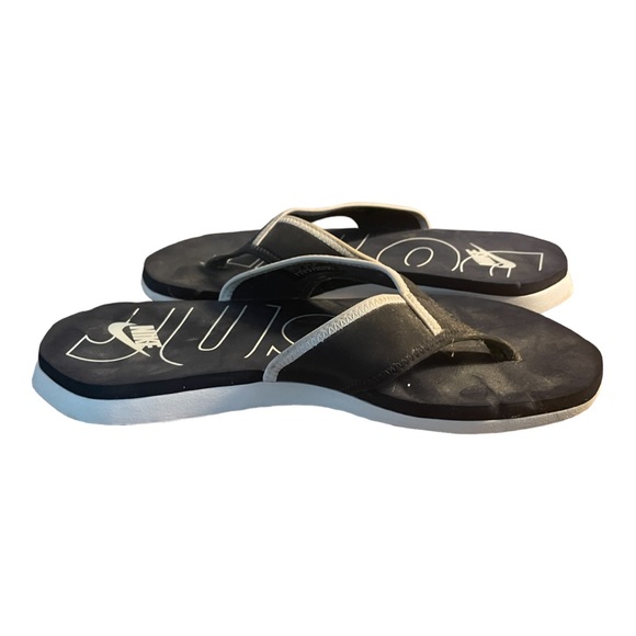 Unisex Nike slippers men’s size : 8 women’s size : 9 navy blue - Picture 2 of 11